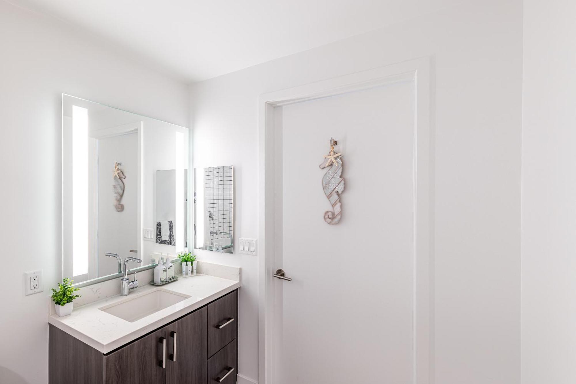 Top Floor 3 Bed 3 Bath Penthouse Living In Luxury Λος Άντζελες Εξωτερικό φωτογραφία