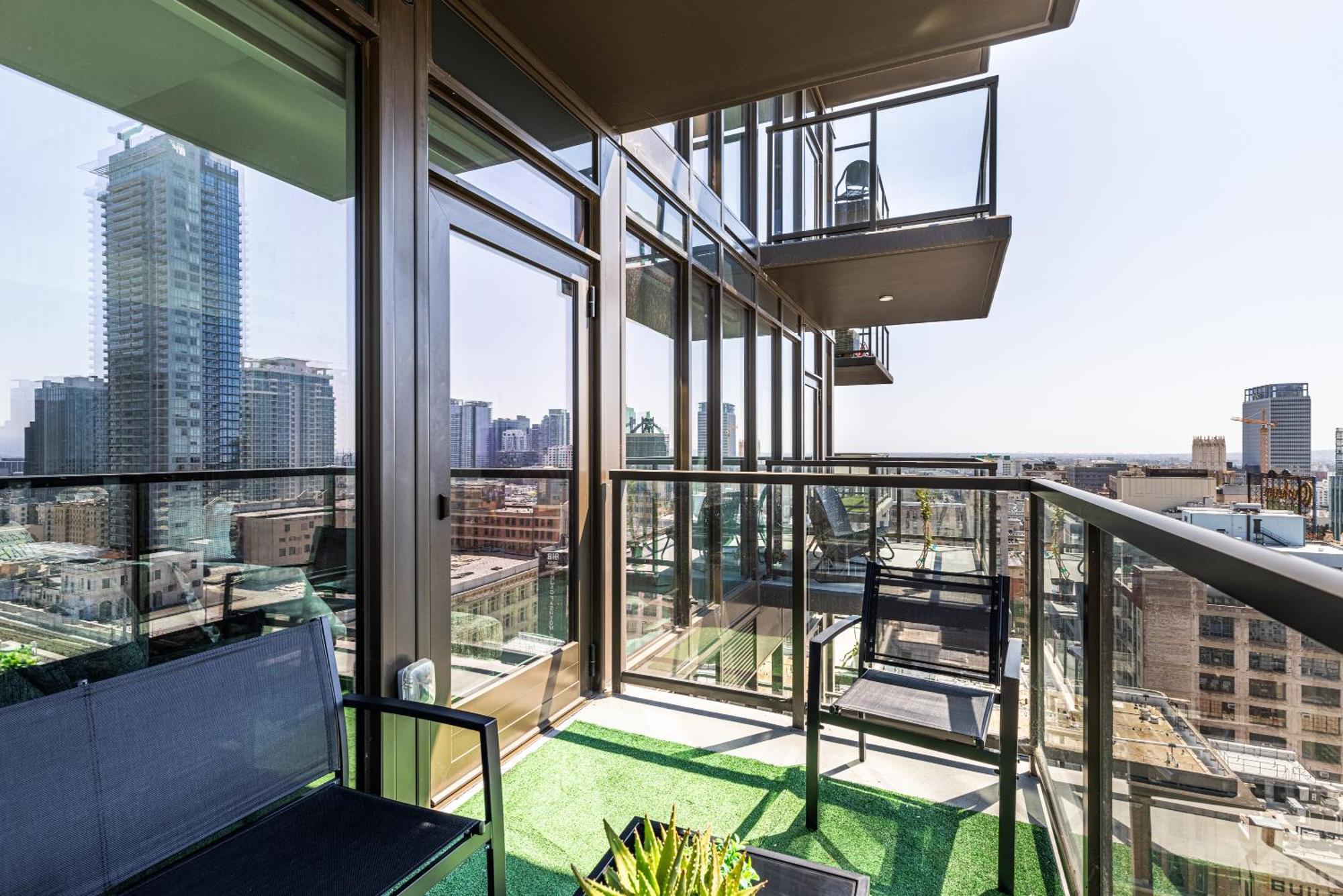 Top Floor 3 Bed 3 Bath Penthouse Living In Luxury Λος Άντζελες Εξωτερικό φωτογραφία